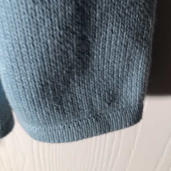 Women’s rare fall Quaker Factory baby blue long sleeve Sequin sweater - Picture 9 of 11